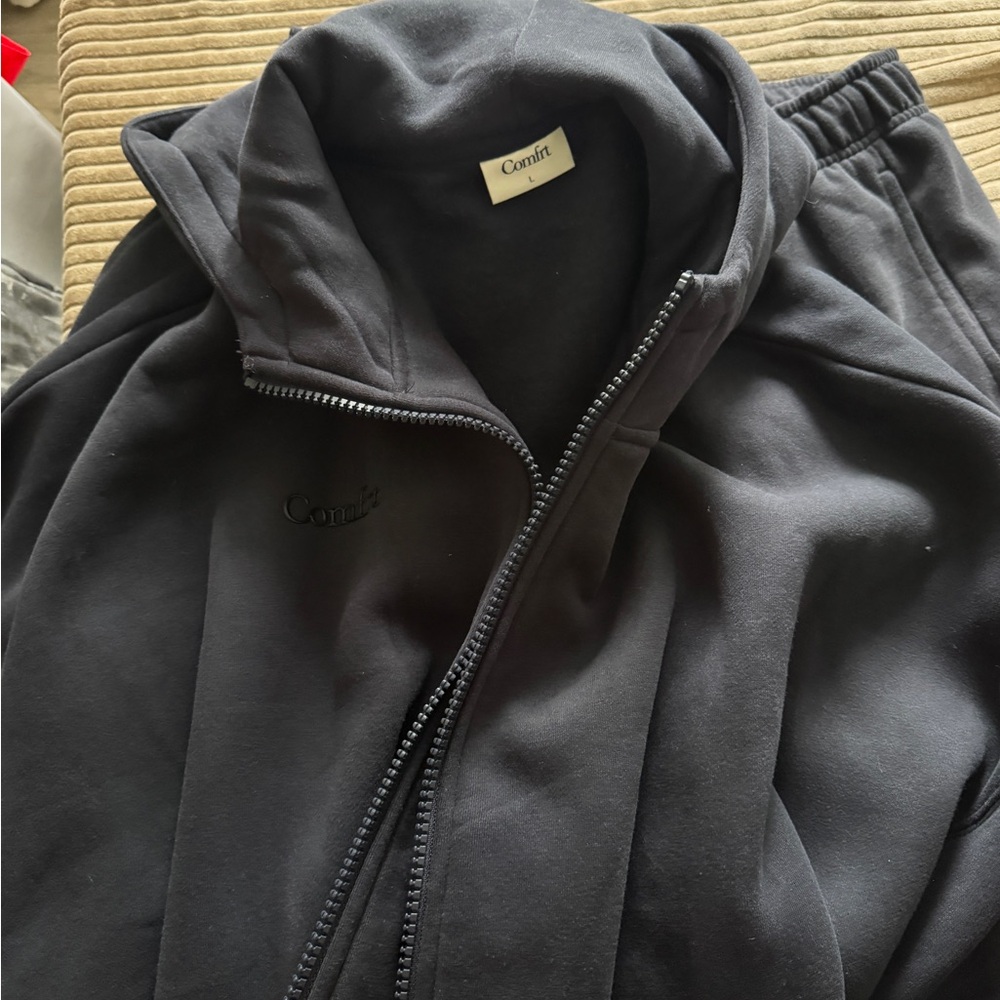Comfrt sweat set